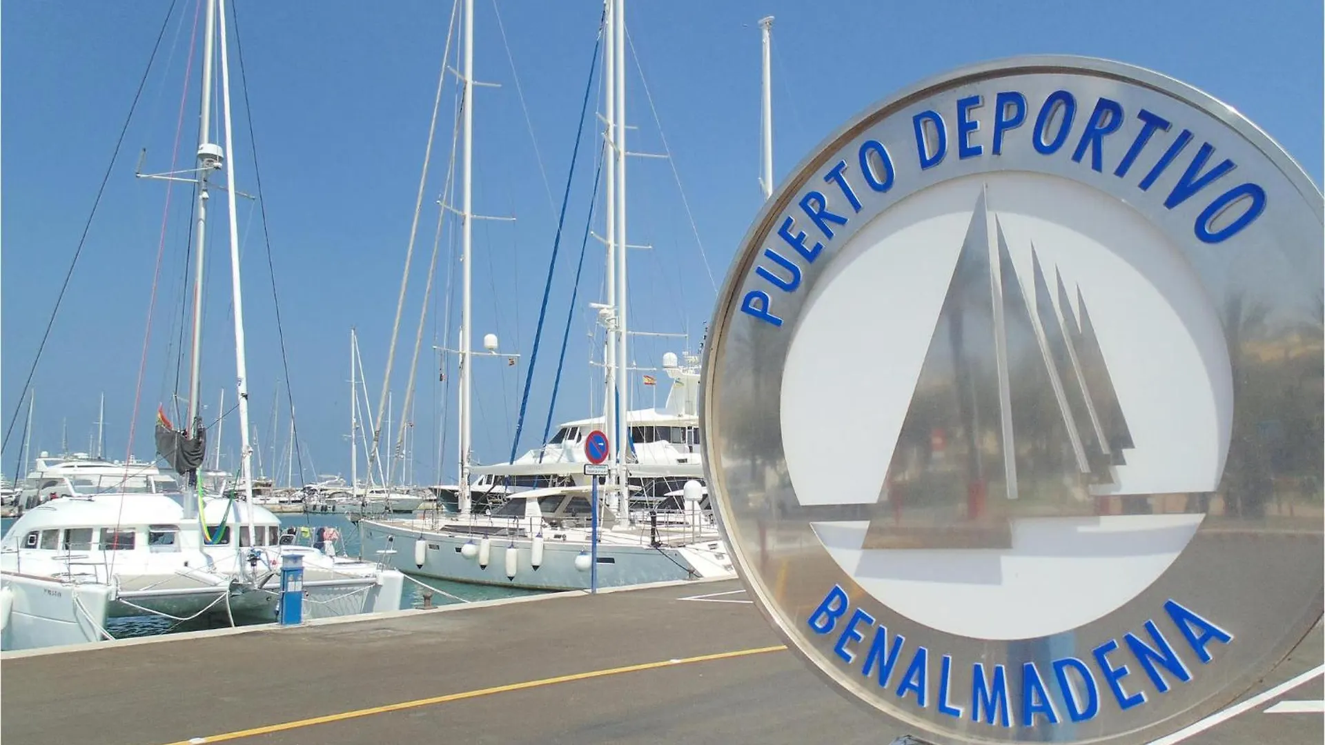 Stunning Apartment In Benalmadena Costa Arroyo De La Miel Spain
